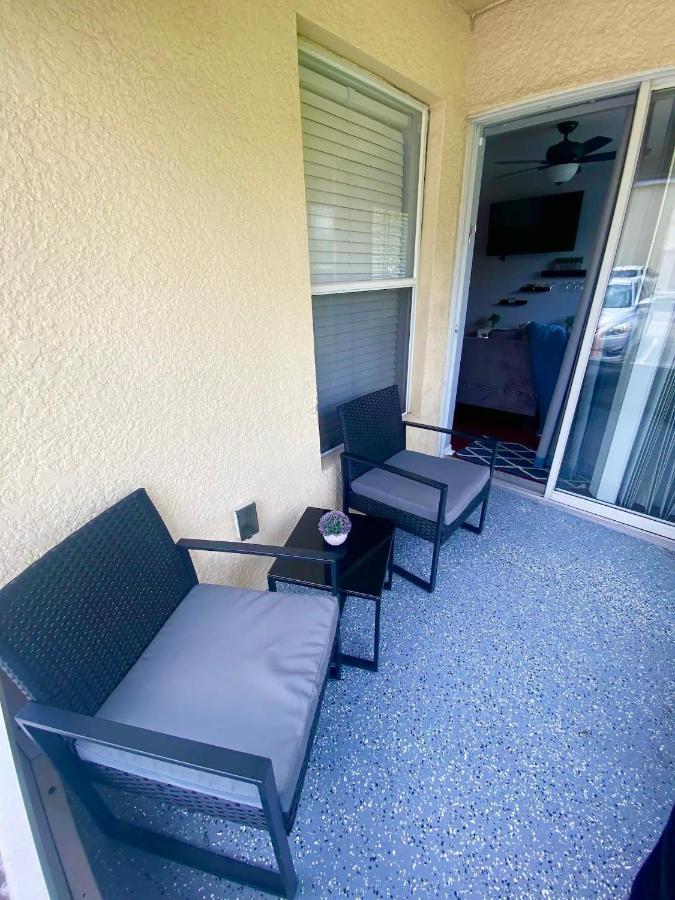Holiday home Cozy Oasis Near Disney! 4 Bedroom 3 Bath Townhouse! Kissimmee