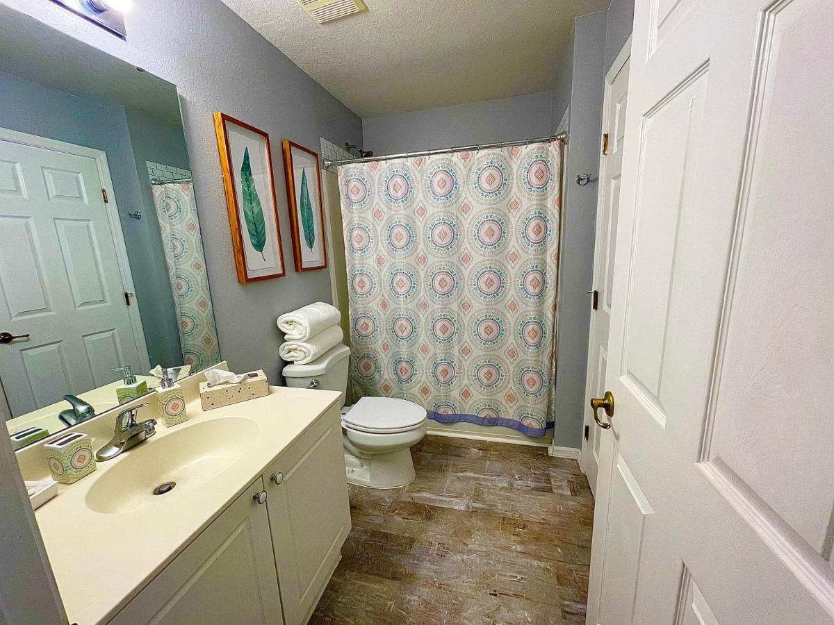 Holiday home Cozy Oasis Near Disney! 4 Bedroom 3 Bath Townhouse!