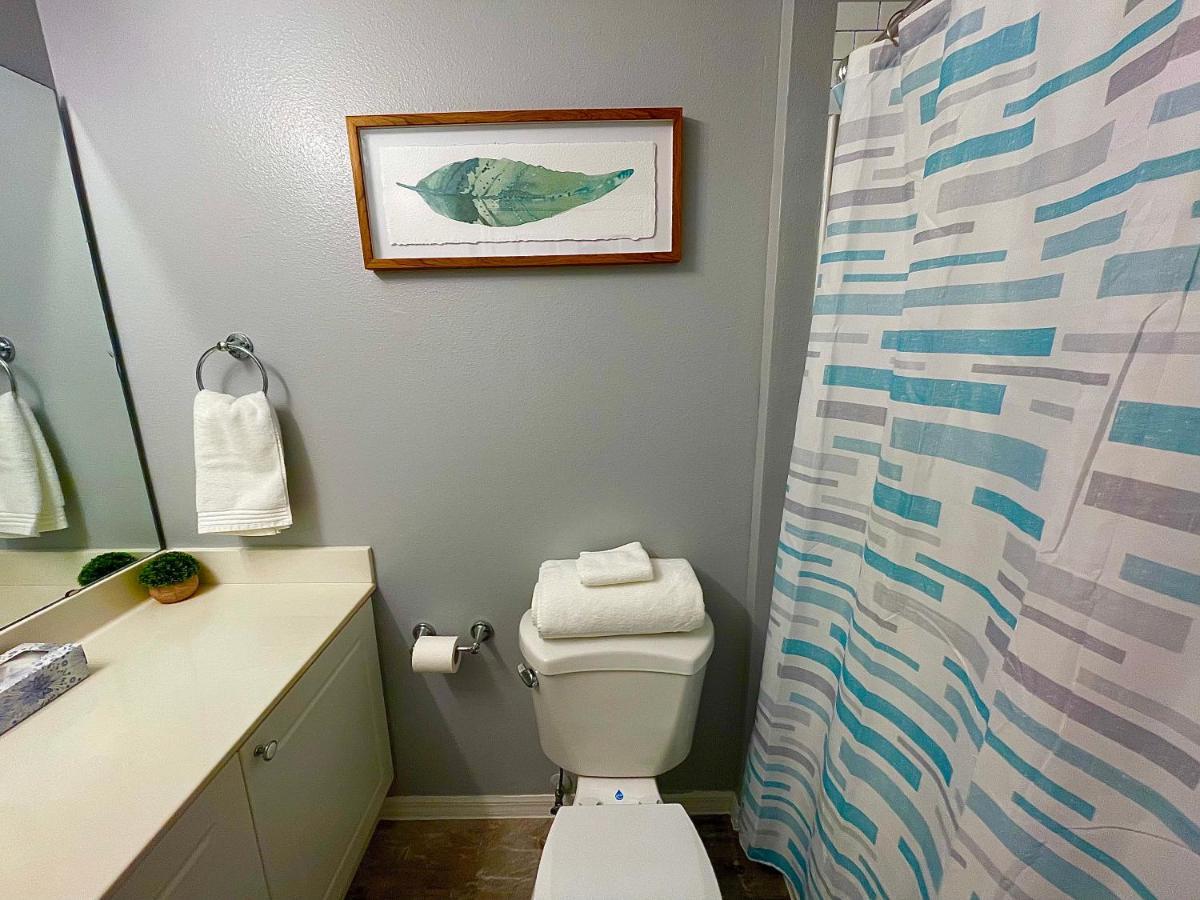 Holiday home Cozy Oasis Near Disney! 4 Bedroom 3 Bath Townhouse!