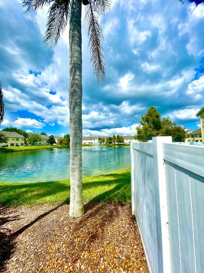 Holiday home Cozy Oasis Near Disney! 4 Bedroom 3 Bath Townhouse!